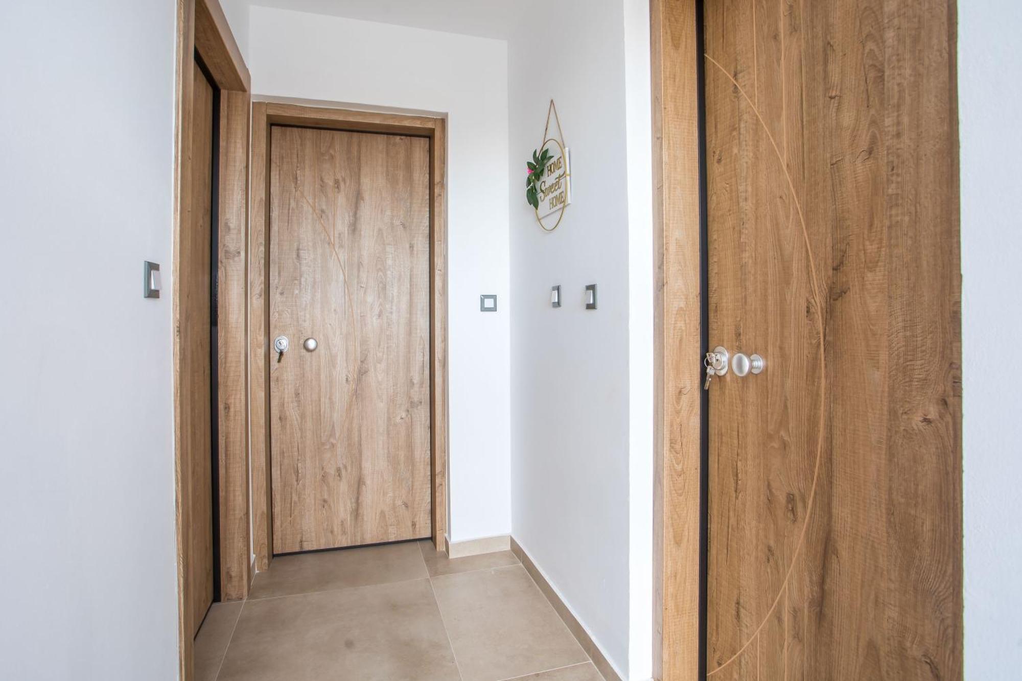 M&E Apartments New 하라키 외부 사진